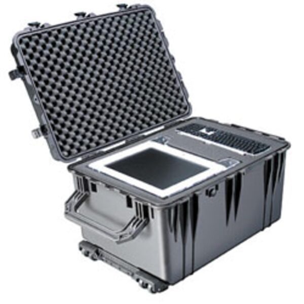 Pelican 1660 Case With Foam (Black)