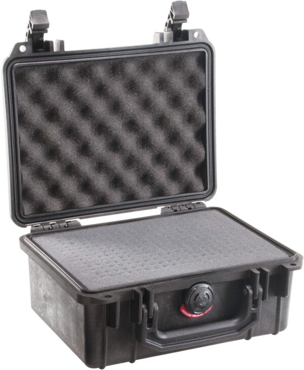 Pelican 1120 Case With Foam (Blue) - Image 4