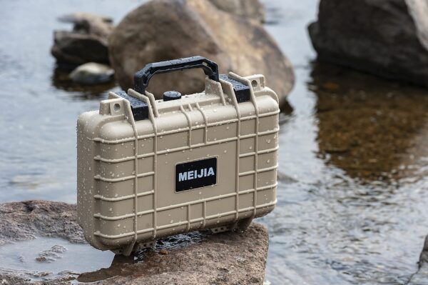 MEIJIA Portable All Weather Waterproof Protective Hard Case, Small Camera Case,Dry Case with Customizable Foam,Fit Use of Drones, Camera,Equipments, 11.65 ”x8.35”x3.78” - Image 4