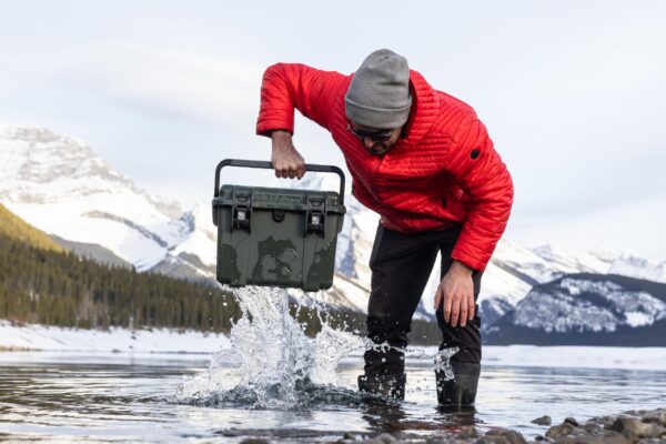 Nanuk T30 IP67 Waterproof, Dustproof, and Impact-Resistant Top Loader Case with Pro Photo Kit (Black) - Image 2