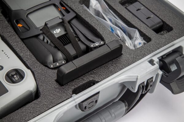 Nanuk 925 Waterproof Hard Case with Foam Insert for DJI Mavic 3 Pro - Black - Image 4